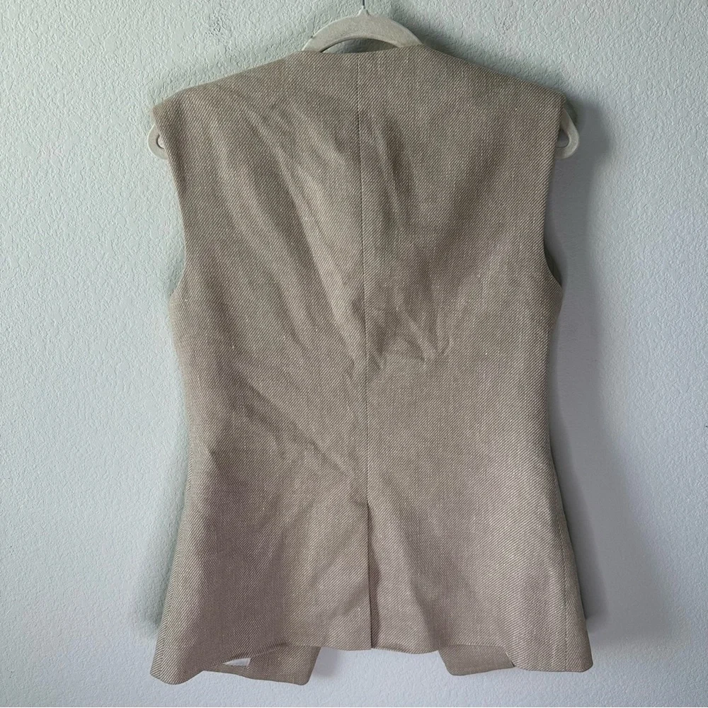 Veronica Beard Tamara Vest in Sandalwood
Melange SZ US 4 - Picture 8 of 8